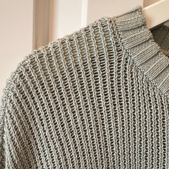 LOFT Light Olive Crew Neck Sweater - Picture 4 of 6